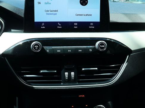 Used 2020 Ford Escape SE image 44