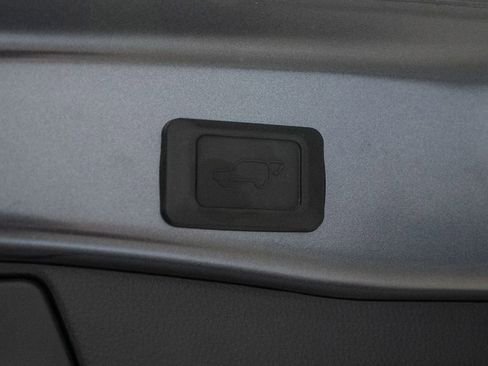 Certified 2023 Toyota RAV4 XLE image 34