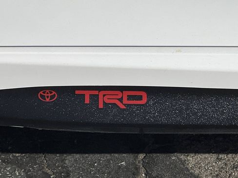 Used 2021 Toyota Camry SE w/ TRD Appearance Package (TMS) FWD image 9