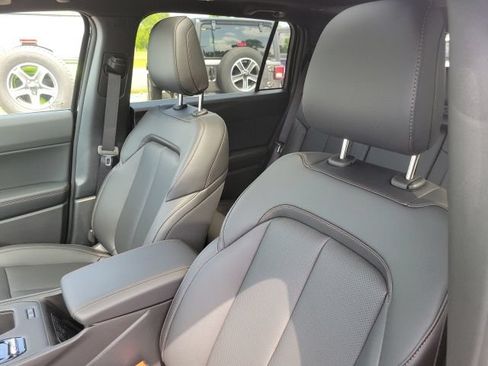 Used 2026 Jeep Cherokee Limited AWD/4WD image 5