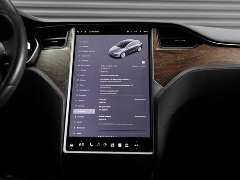 Used 2020 Tesla Model X Long Range AWD/4WD image 21