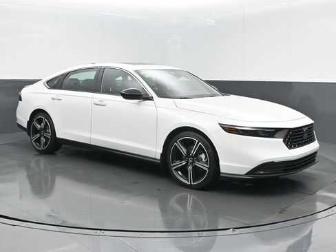 New 2025 Honda Accord Sport image 27