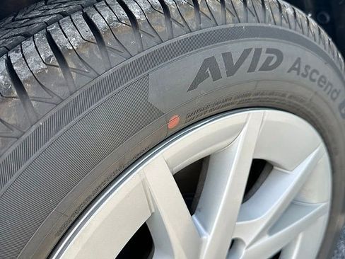 Used 2014 Toyota Prius V Two image 8