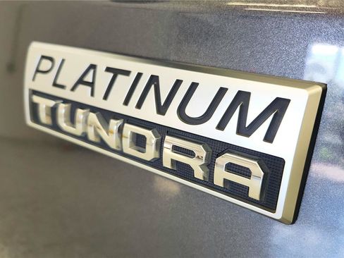 Used 2018 Toyota Tundra Platinum AWD/4WD image 34
