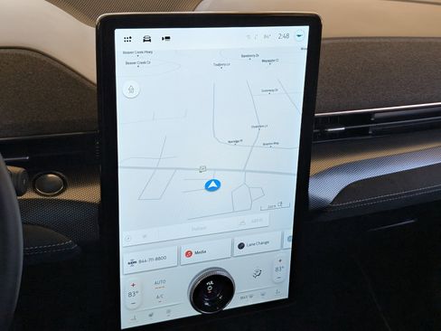 Used 2025 Ford Mustang Mach-E GT image 30