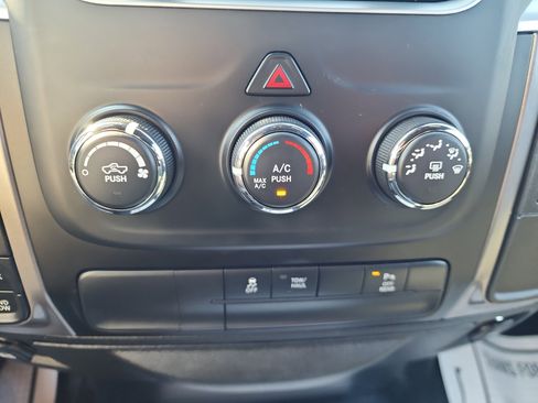 Used 2022 RAM 1500 Classic Warlock w/ Warlock Decor Package AWD/4WD image 15