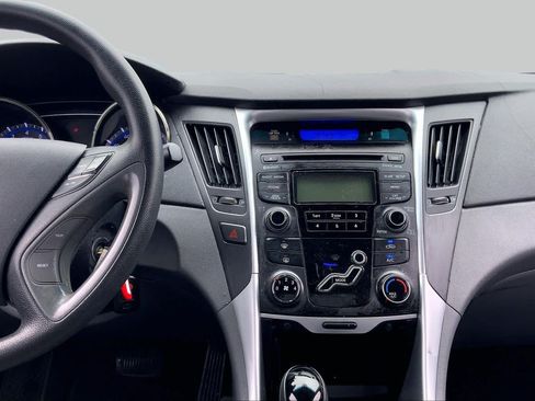 Used 2012 Hyundai Sonata GLS w/ Popular Equipment Pkg FWD image 7
