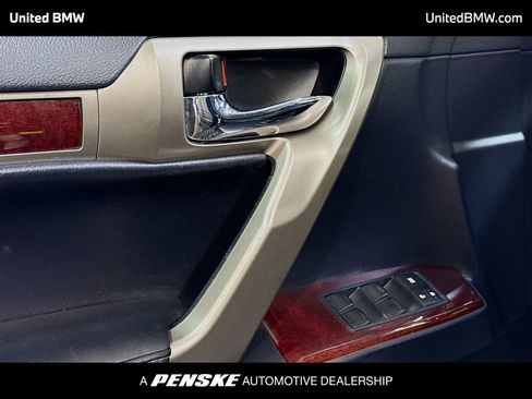 Used 2016 Lexus GX 460 w/ Premium Package AWD/4WD image 3