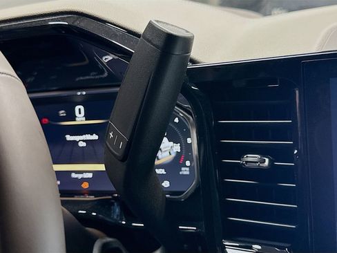 New 2026 GMC Sierra 1500 SLE w/ Preferred Package image 17