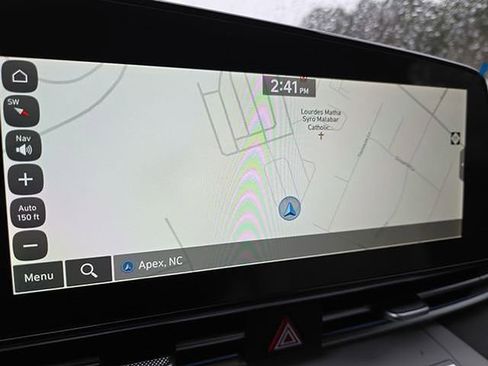 New 2026 Hyundai Elantra Limited image 34