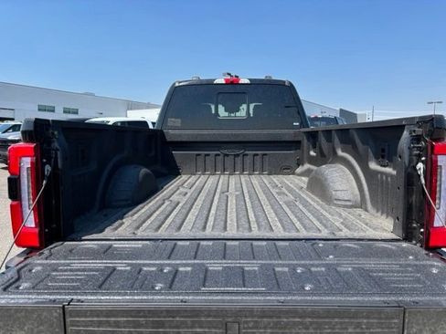 New 2026 Ford F350 Platinum w/ FX4 Off-Road Package AWD/4WD image 19