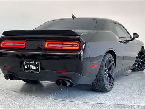 Used 2021 Dodge Challenger R/T w/ Blacktop Package image 2
