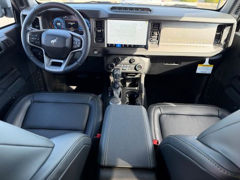 New 2026 Ford Bronco Badlands image 15