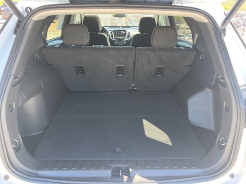 Used 2023 Chevrolet Equinox LT AWD/4WD image 19