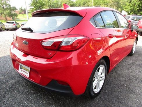 Used 2018 Chevrolet Cruze LT FWD image 8