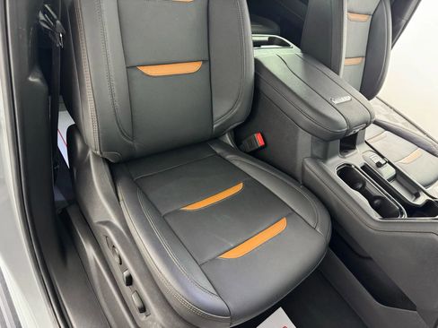 Used 2024 GMC Sierra 3500 AT4 w/ AT4 Premium Plus Package image 38