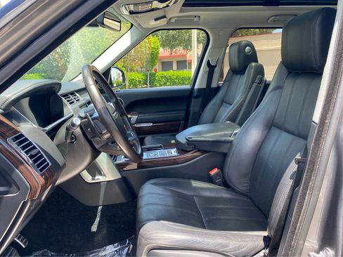 Used 2016 Land Rover Range Rover Supercharged AWD/4WD image 9