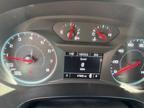 Used 2025 Chevrolet Malibu LT FWD image 15
