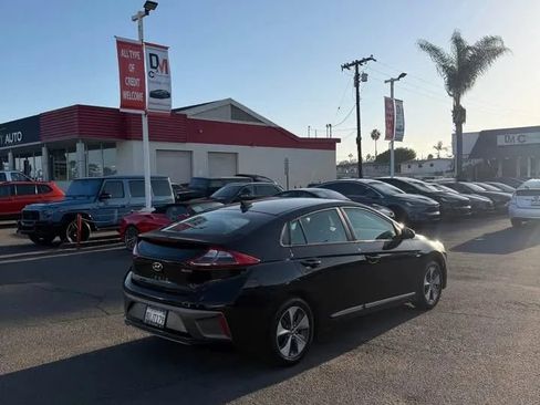 Used 2017 Hyundai Ioniq Electric FWD image 5