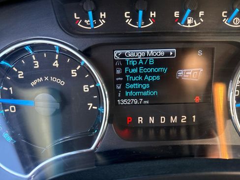 Used 2013 Ford F150 XLT w/ Luxury Equipment Group image 12