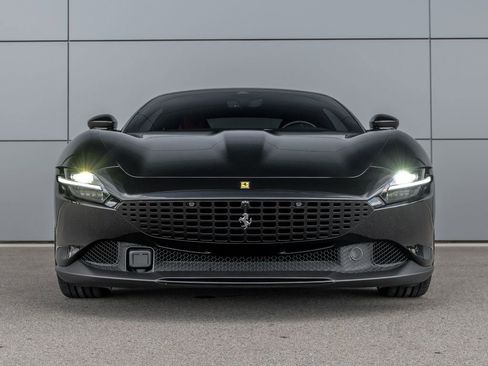 Certified 2022 Ferrari Roma RWD image 3