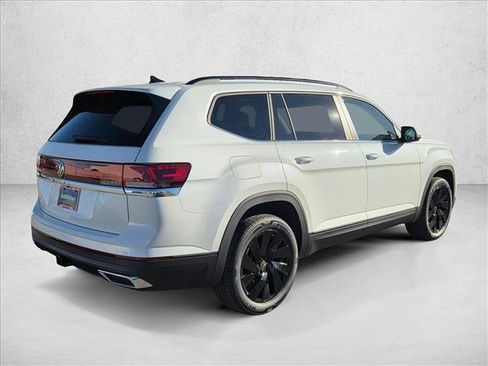 New 2026 Volkswagen Atlas SE image 2