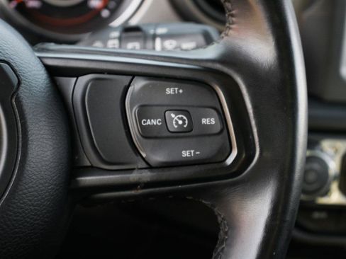 Used 2022 Jeep Wrangler Sport AWD/4WD image 24