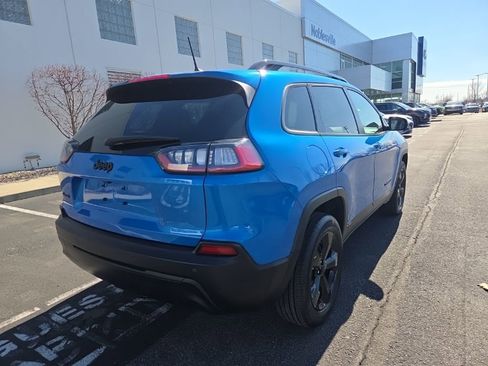 Used 2023 Jeep Cherokee Altitude Lux w/ Lux Elite Package image 8