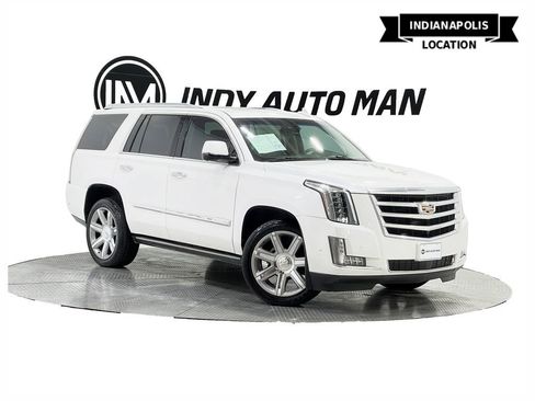 Used 2018 Cadillac Escalade Premium Luxury image 1