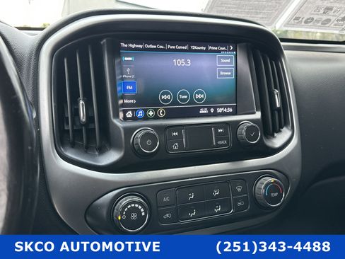 Used 2021 Chevrolet Colorado LT w/ Fleet Safety Package image 16