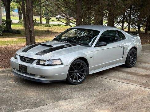 Used 2001 Ford Mustang GT RWD image 8