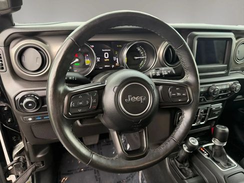 Used 2023 Jeep Wrangler Unlimited w/ Cold Weather Group AWD/4WD image 14