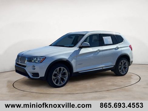 Used 2017 BMW X3 xDrive35i image 7