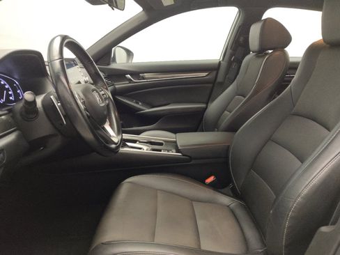 Used 2019 Honda Accord Sport image 17