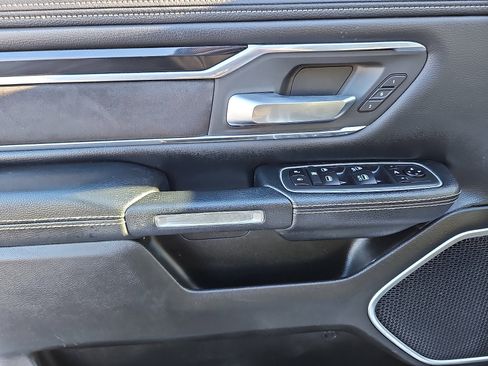 Used 2020 RAM 1500 Laramie w/ Sport Appearance Package image 12