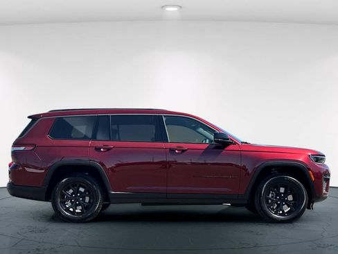 New 2026 Jeep Grand Cherokee L 4WD image 6