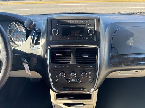 Used 2011 Dodge Grand Caravan Express image 10