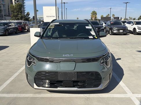 Used 2023 Kia Niro Wind w/ Wind Preserve Package FWD image 15