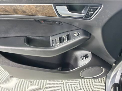 Used 2016 Audi Q5 2.0T Premium Plus w/ Technology Package image 10