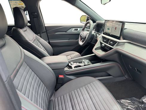 New 2026 Ford Explorer ST-Line AWD/4WD image 18