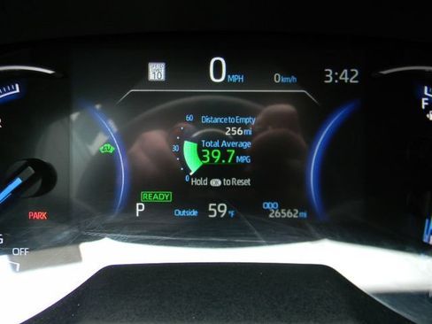 Used 2025 Toyota RAV4 LE AWD/4WD image 11