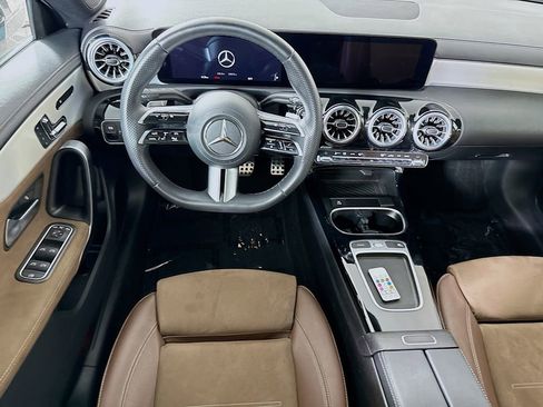 Used 2025 Mercedes-Benz CLA 250 4MATIC w/ AMG Night Package image 3