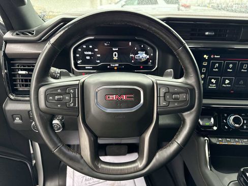 Used 2024 GMC Sierra 1500 AT4 w/ Technology Package AWD/4WD image 11