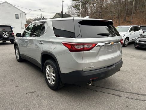 Used 2018 Chevrolet Traverse LS image 5