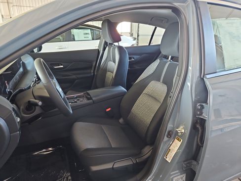New 2026 Nissan Sentra SV w/ SV Convenience Package FWD image 14