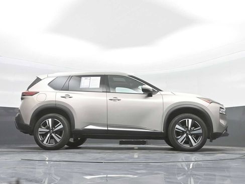 Used 2023 Nissan Rogue SL FWD image 34