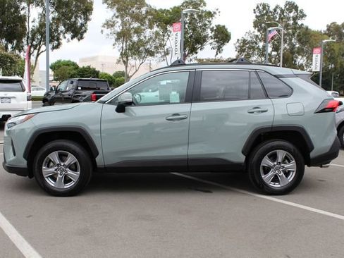 Certified 2022 Toyota RAV4 XLE FWD image 7