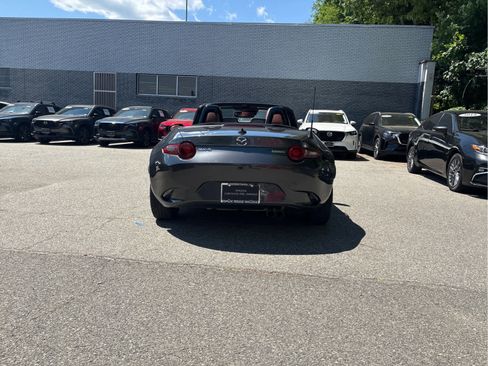 Used 2023 MAZDA MX-5 Miata Grand Touring RWD image 5