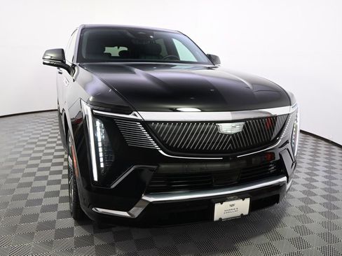 New 2025 Cadillac Escalade IQ Luxury 2 AWD/4WD image 9