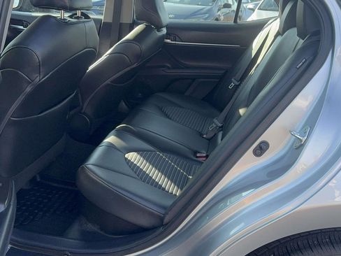 Certified 2021 Toyota Camry SE image 16